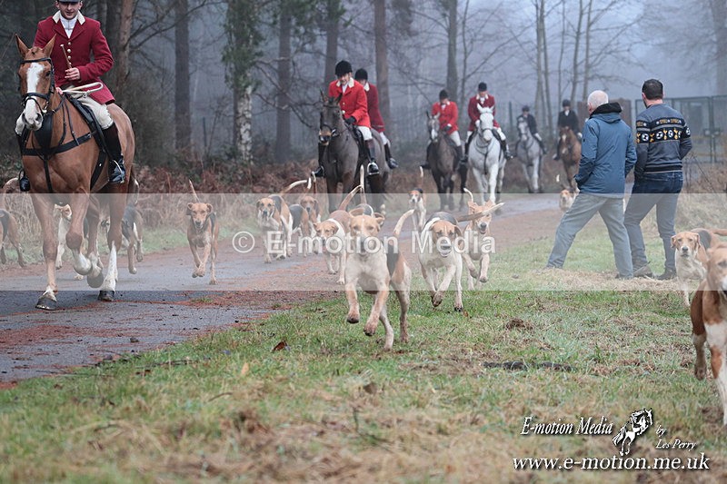 HUPY 261224 335 - Pytchley with Woodland Hunt Boxing Day Meet 26th December 2024