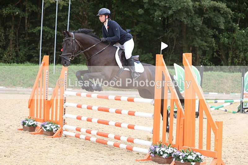 3E7A6427 - Class 8: Senior Newcomers/1.10m open
