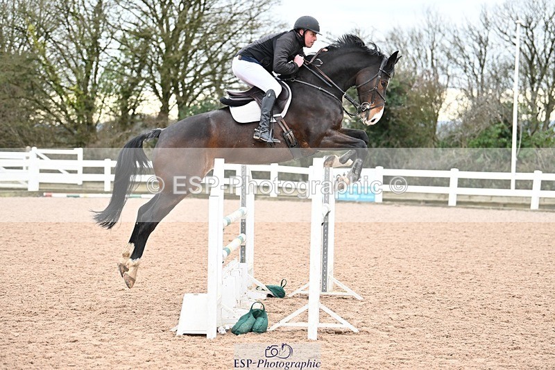 250112-113448-01077 - Cls 19 Snr 1.05m Open