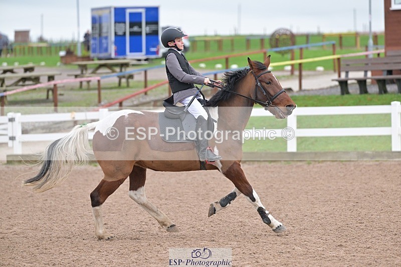 251116-112953-01228 - Cls 5 Pony Discovery and 90cm Open