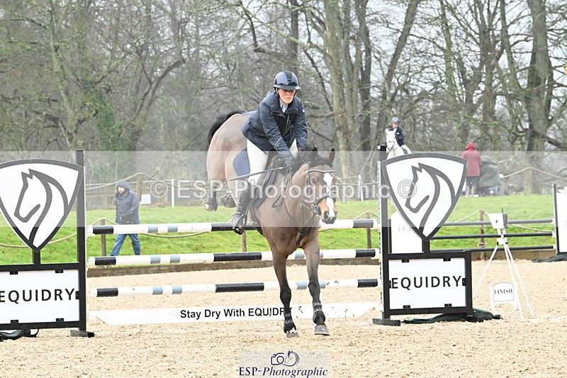 250215A-134902-01170 - Cls 4 Newcomers and 1.10m Open