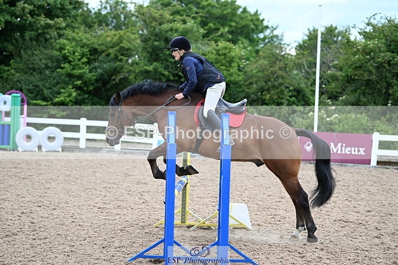 240611A-165449-00347 - 70cm