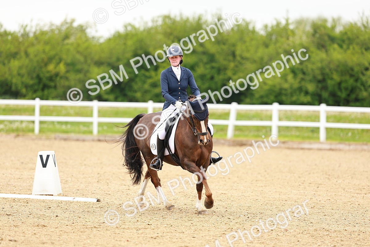 SBM_004982 - Class 15 - Novice 5