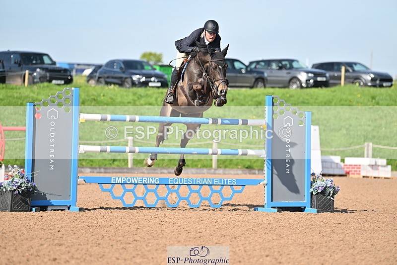 240510A-165810-09343 - Cls 24 National 1.40m Open