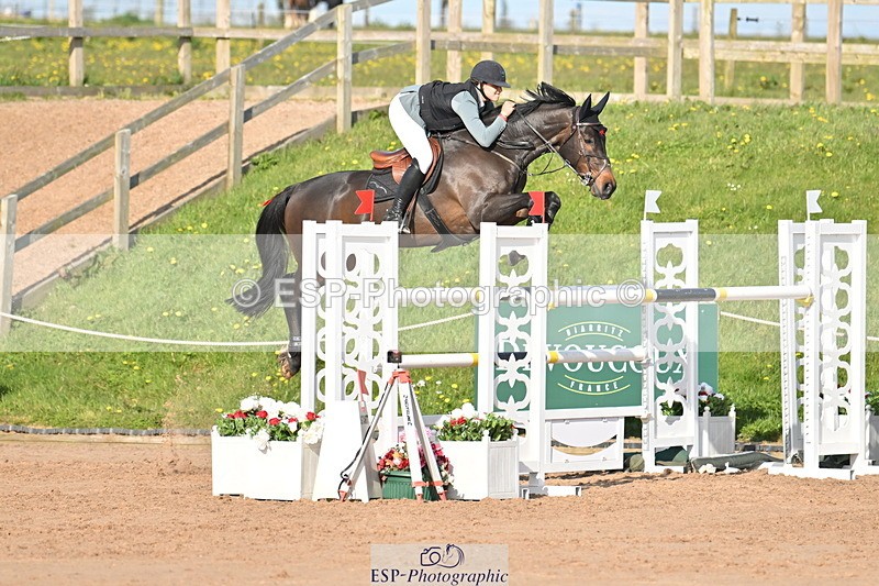 240420A-171839-12666 - Cls 11, 2 Star Big Tour 1.40m