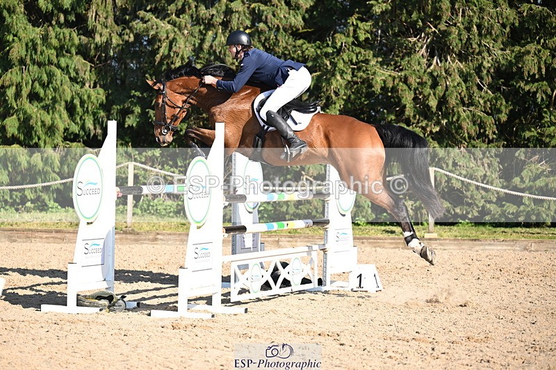 260321A-150554-01047 - 6 Foxhunter 1m 20 Open