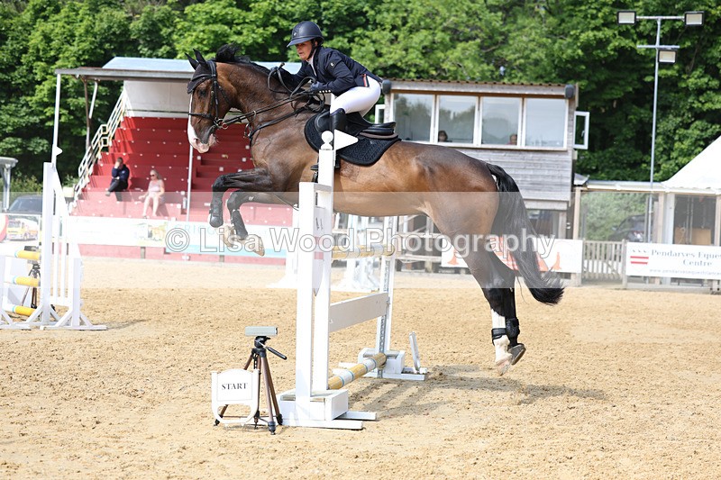 3E7A1230 - Class 14: Senior 1.15m Open