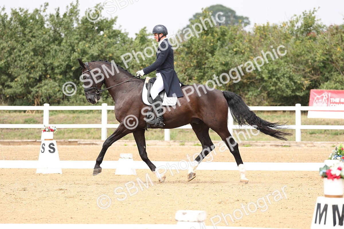 SBM_007126 - Class 9 - FEI INT I - 13.37-14.33