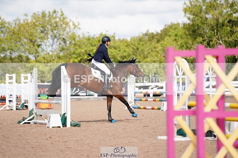 250921-120100-02855 - Cls 21+22 Club and Schools 70cm