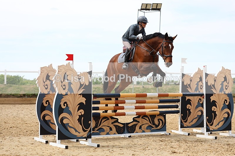 3E7A7061 - Class 7: Senior Newcomers/1.10m open