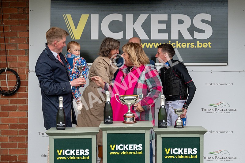 040524-Race 3-Titan Rock-4633 - Race 3