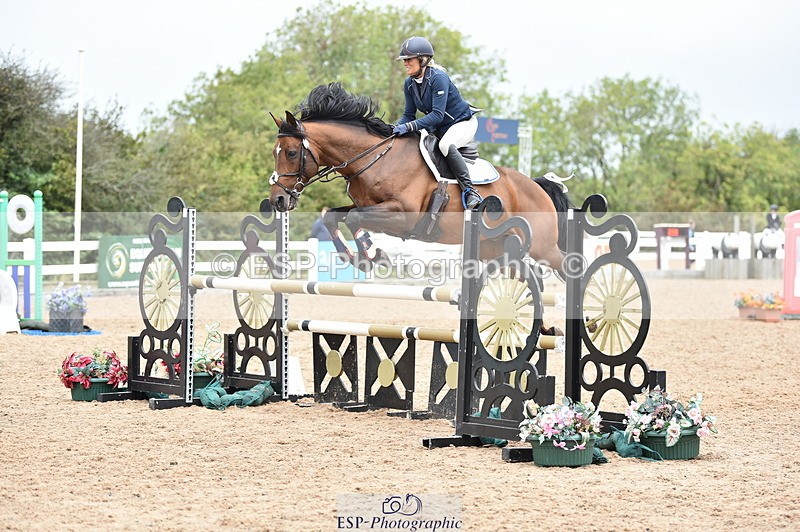 231013A-130832-01717 - Cls 3 1.05m Amateur Quali