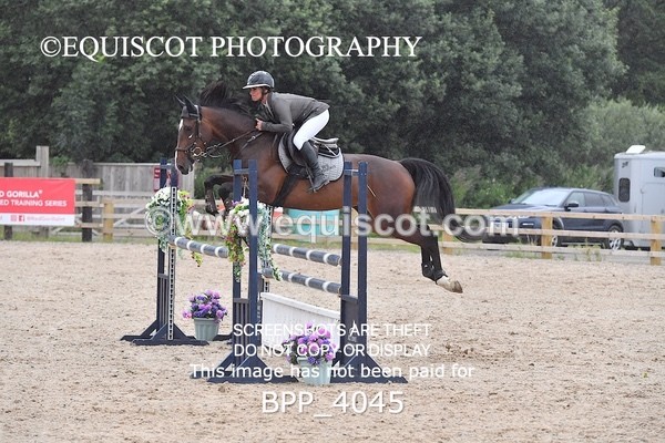 BPP_4045 - CLASS 8 Senior Newcomers/ 1.10m Open