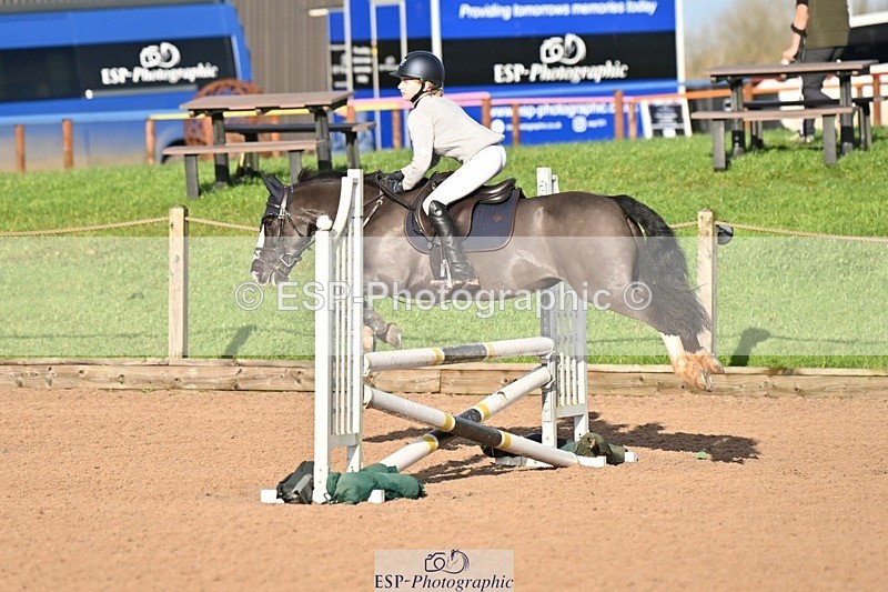 241201X-112640-00841 - Cls 17AB & 18 70cm