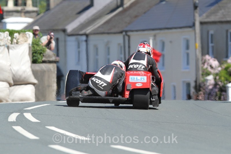 IMG_2617 - Sidecar Race 2 - TT 2013