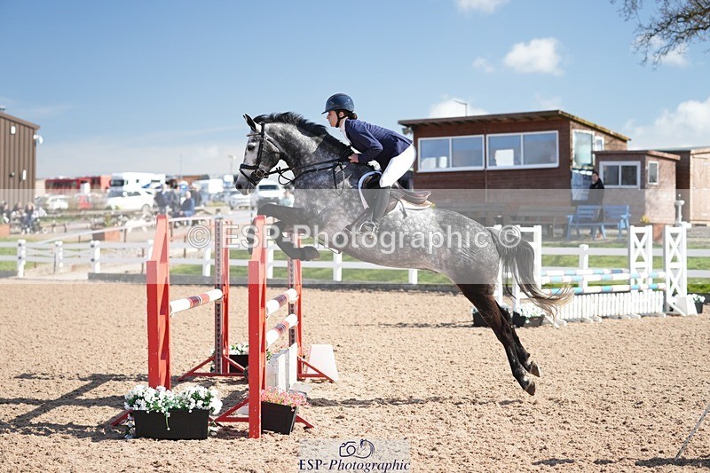 250329-102403-03615 - Cls 20 British Novice and 90cm