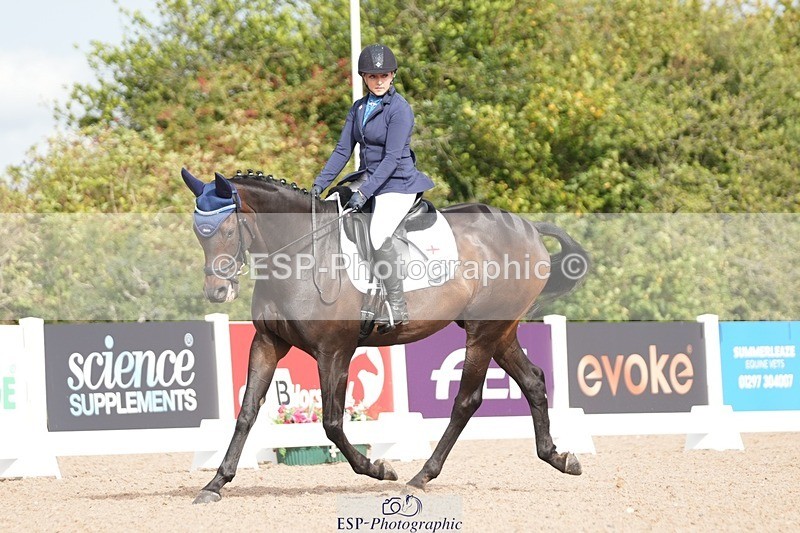 250906-103450-01269 - 033-Caroline.HeardNever.Wait