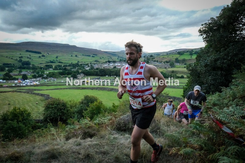 DSCF5164 - Reeth Fell race seniors