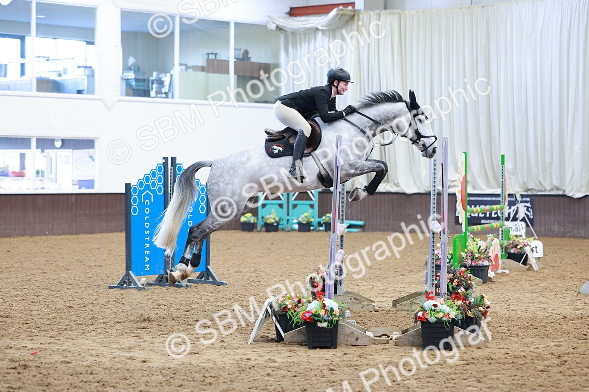 SBM_003503 - Class 11 - Senior Newcomers/ 1.10m Open