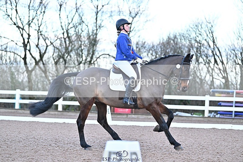 241214-085521-00836 - 143-Tila.Da.Costa-Leomiro