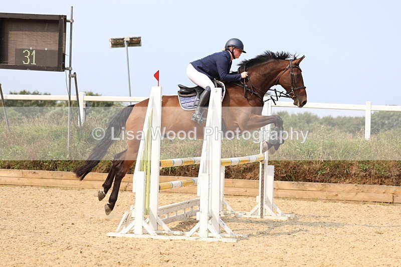 3E7A1649 - Class 4: Senior British Novice/90cm open