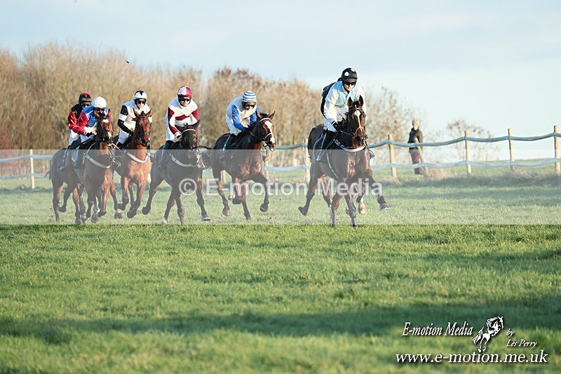 PtP 301125  0937 - Hursley Hambledon Point-to-Point Larkhill Racecourse 30/12/2025