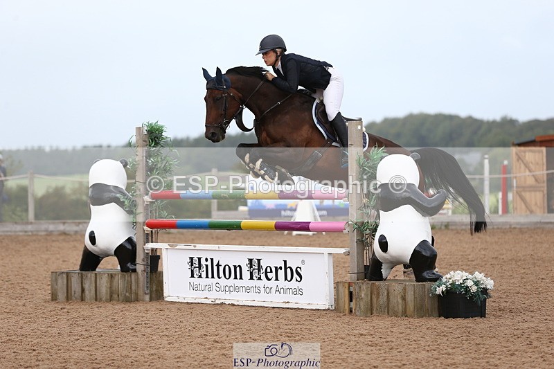 230812A-121202-08800 - Cls 32 Foxhunter