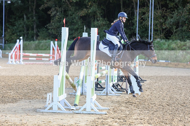 3E7A8264 - Class 4: Pony British Novice/80cm Open