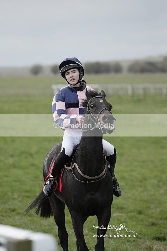 PtP 260323 1057 - New Forest Hounds Point-to-Point Larkhill 26/03/23