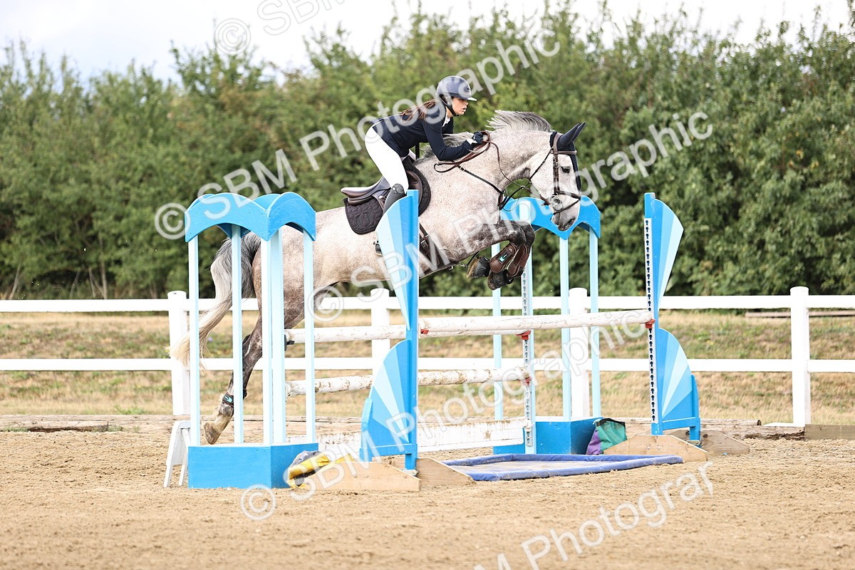 SBM_026786 - Class 13 - Senior Newcomers - 1.10m