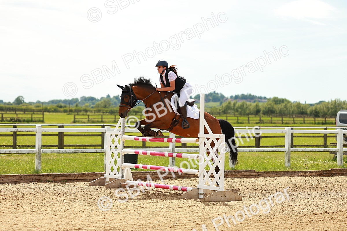 SBM_002379 - Class 4 - Senior Newcomers - 1.10m