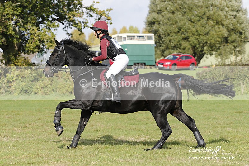  WWHT 171021 3290 - Intermediate (0.90m)  17/10/21