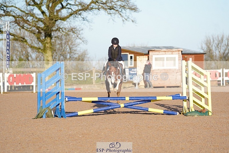 250125-100722-00892 - Clear Round 40cm and 50cm