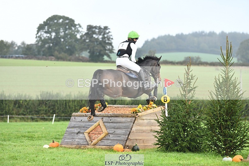 231020-100024-05844 - 001-HAZY.DREAM-Danielle.Dunn-XC