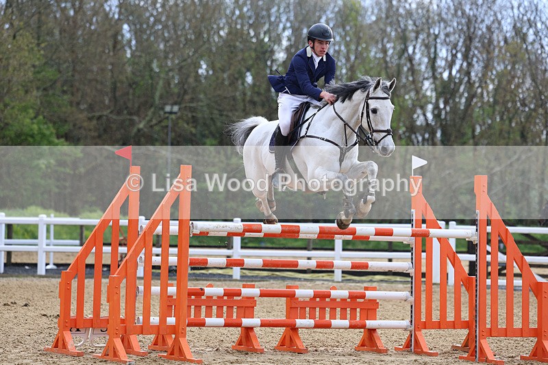3E7A2473 - Class 9: Senior 1.30m open