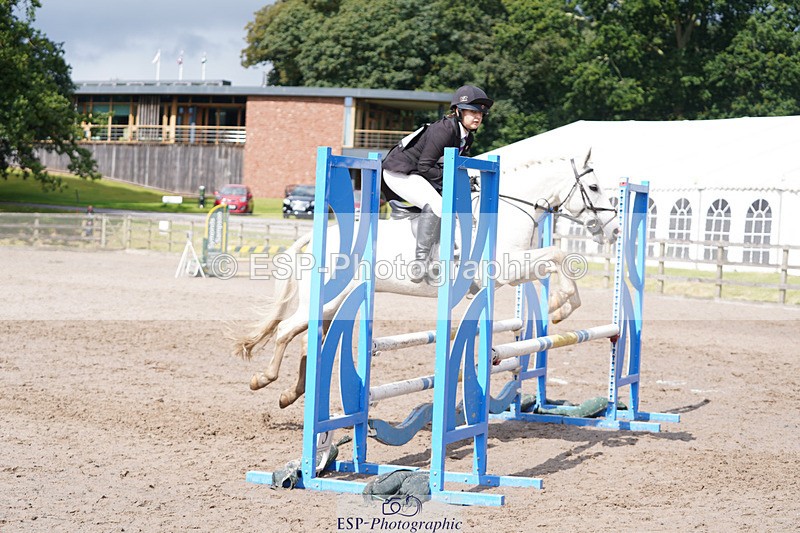 240824X-120620-23836 - 80cm Round 1 12.00 to 13.00