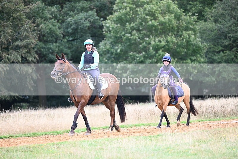 DSC_6138 - Time at Statue 12:17 to 12:44