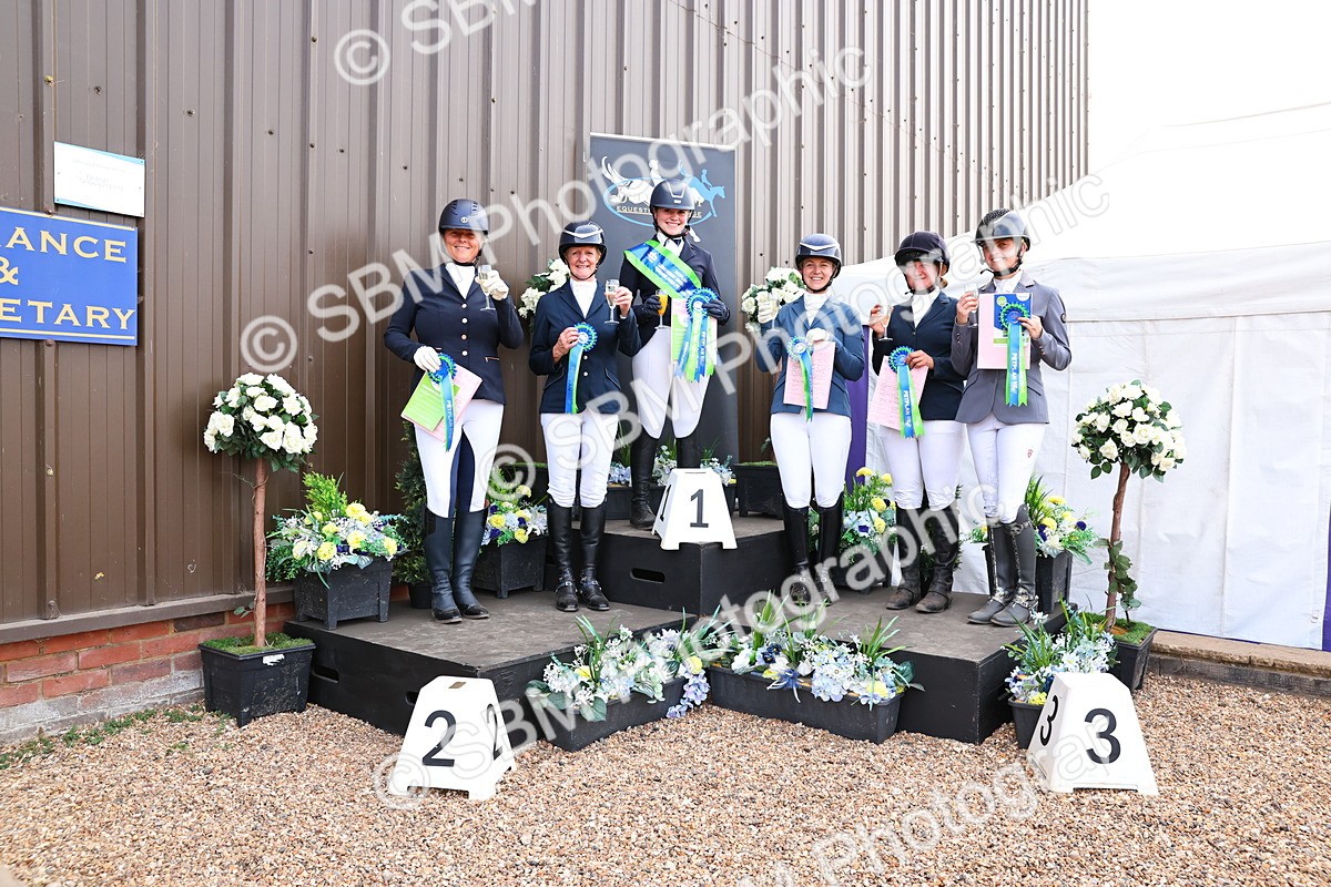 SBM_003988 - Presentations - cart