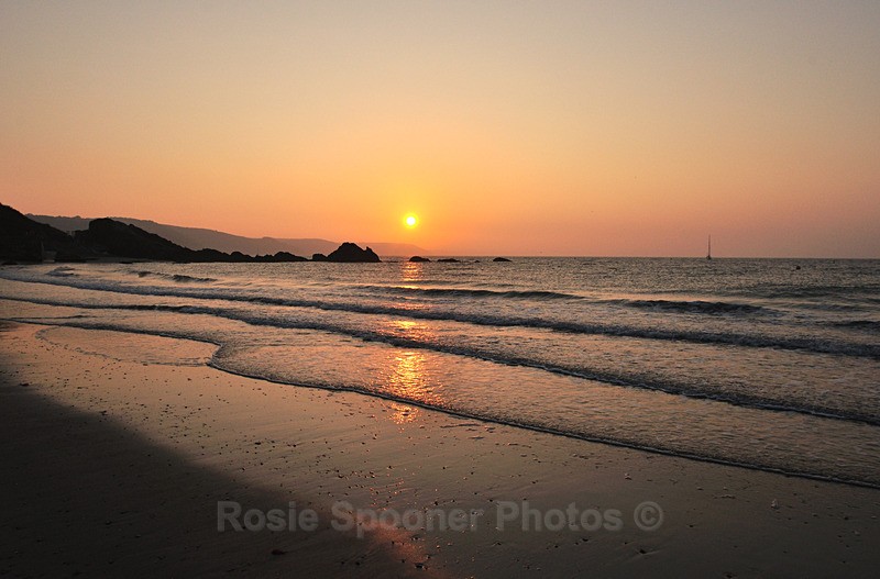 Low Tide at Looe Beach at sunrise - Looe