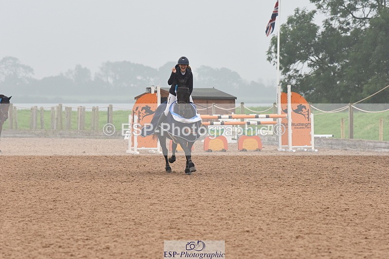 230916A-171354-05802 - Cls 19 Snr 1.10m Derby