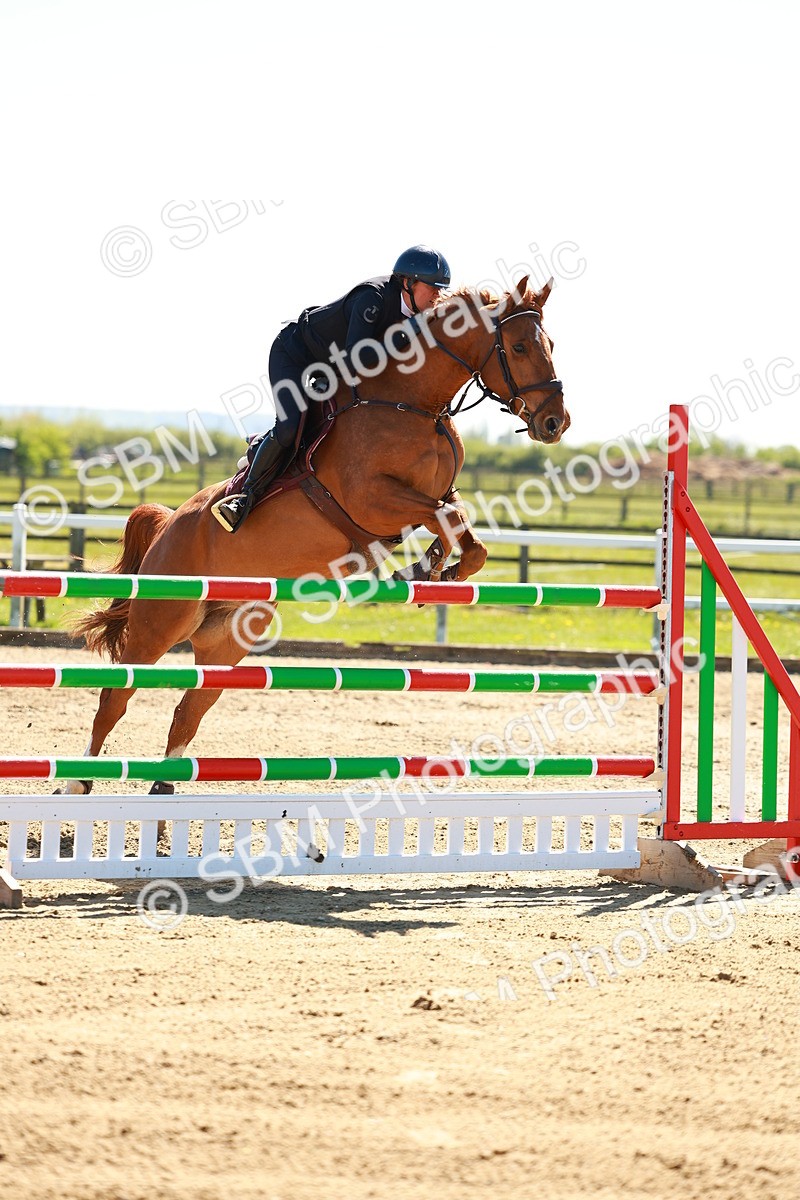 SBM_001585 - Class 5 - Senior Foxhunter - 1.20m