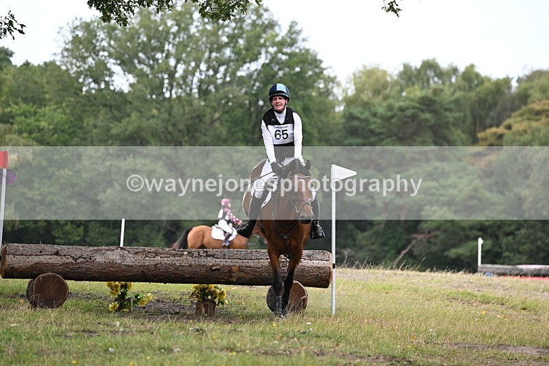 WJ6_0476 - XC Time 11:37 to 11:57