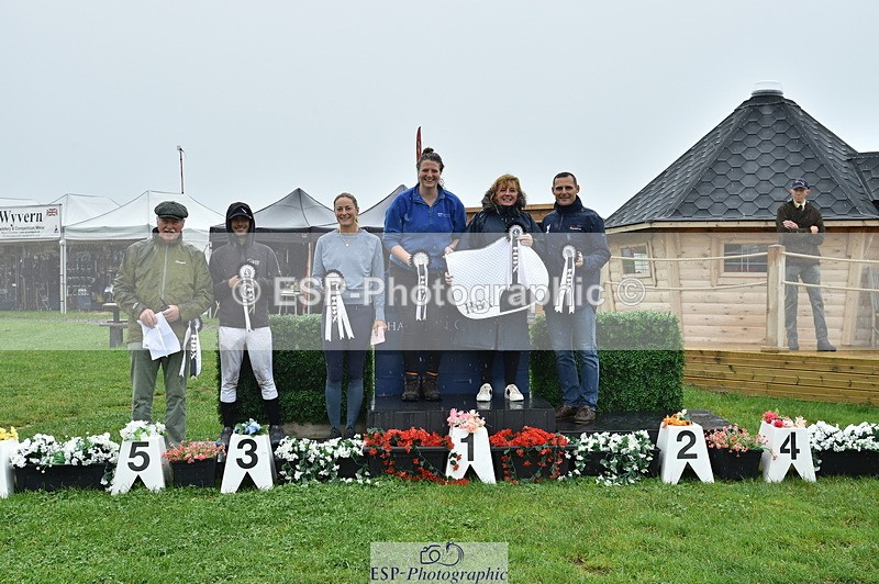 240901A-203348-11190 - 100 Presentation