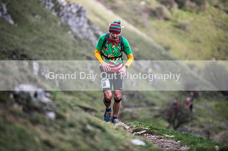 Litton-736 - Litton Christmas Cracker Fell Race (Limestone Series) Sunday 14th December 2025