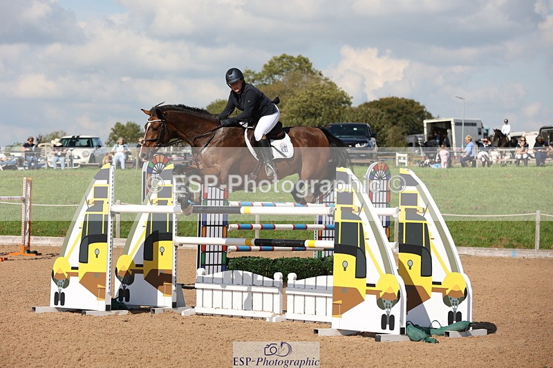 230915A-143829-02677 - Cls 5 National 1.40m