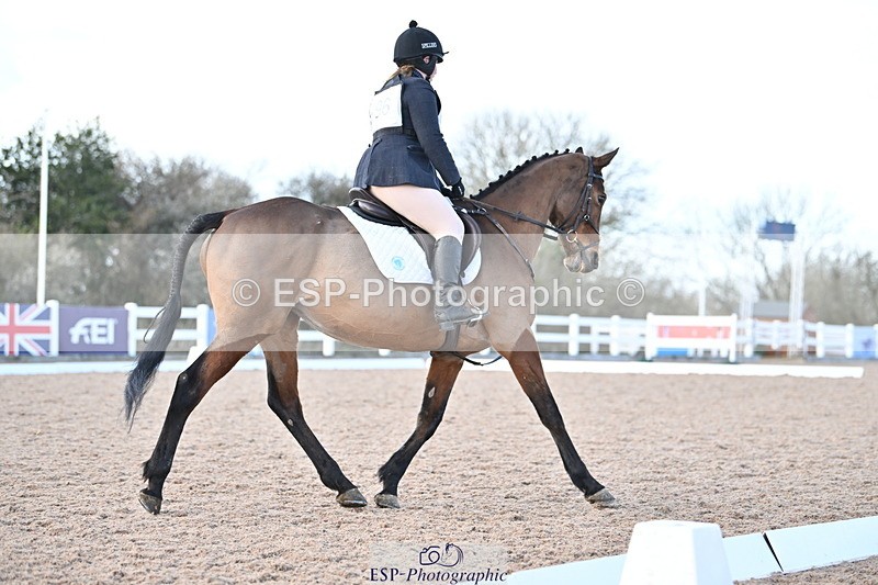 240324A-152838-04492 - Novice 27, 14.30 to 15.25