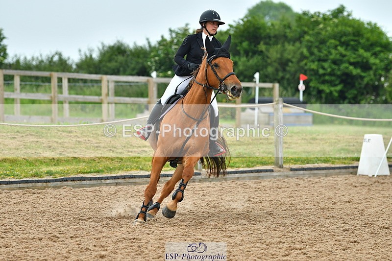 230610A-134205-03583 - Cls 16 Foxhunter