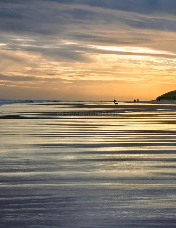 Sunrise at Bambirgh Beach, Northumberland - Northumberland
