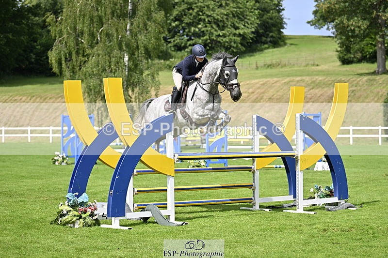 250613A-104850-00586 - Cls 1 Snr Newcomers and 1.10m Open