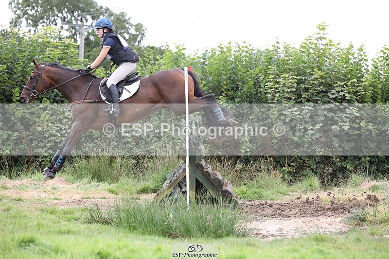 230820X-145547-4557 - BE100 XC 14.00 to 15.00 End